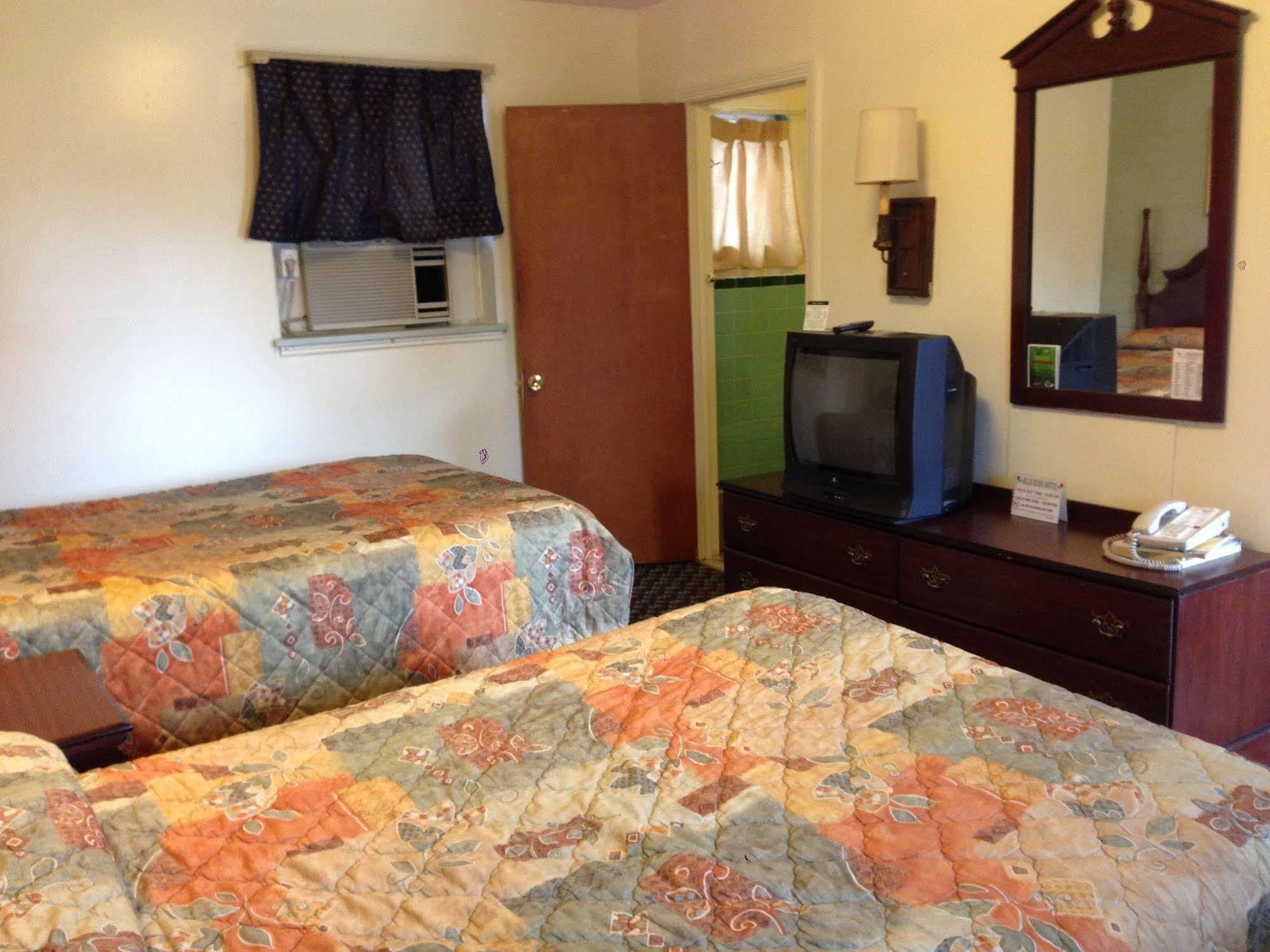 Villa Rosa Motel Painesville Kültér fotó